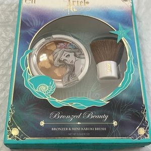 E.L.F. Bronze Beauty ELF Disney Ariel Bronzer with mini Kabuki Brush RARE new